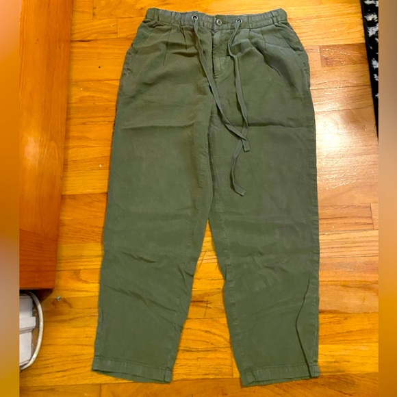 American eagle Capri pants - Picture 1 of 3